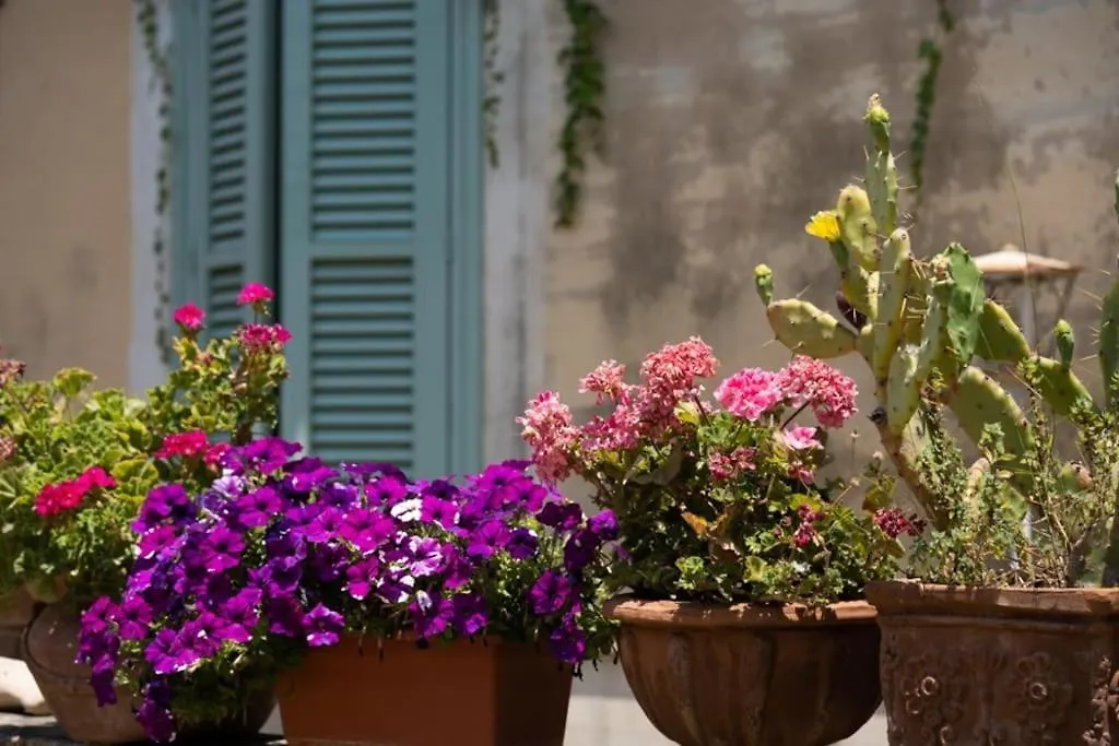 Agriturismo Pietre Di Gelo Carlentini 0*,  Italy