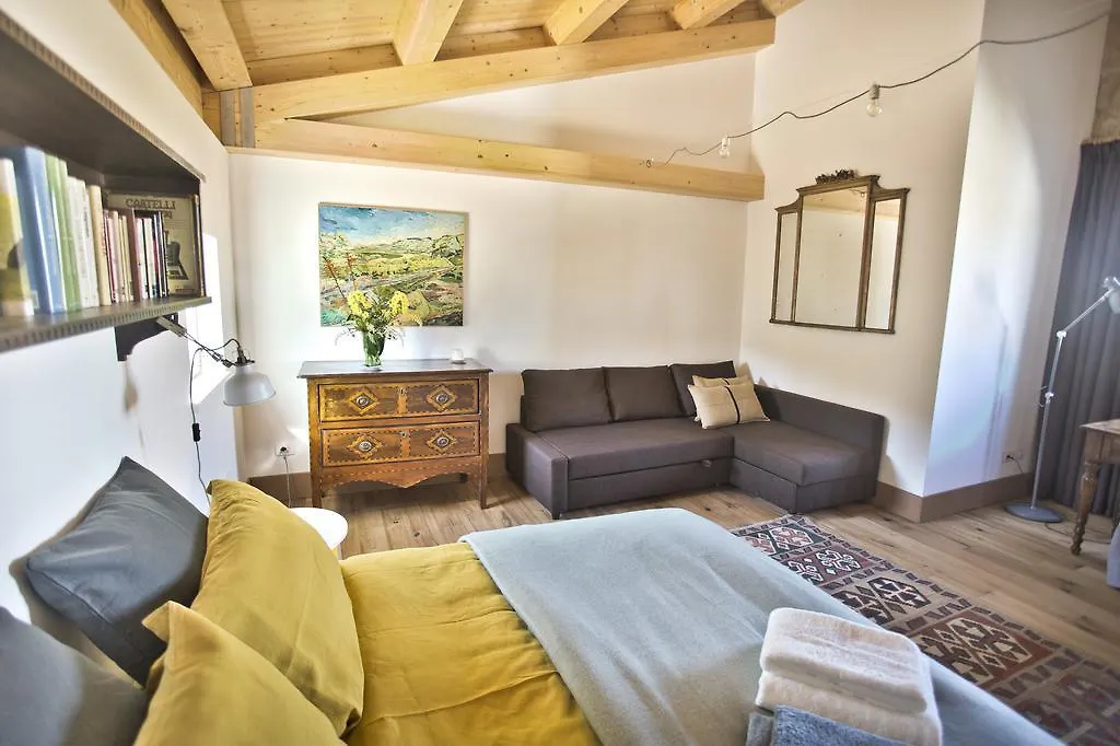 Agriturismo Pietre Di Gelo Carlentini 0*,  Italy